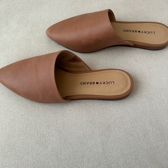 Lucky Brand Women's Brown Mules - Picture 5 of 8